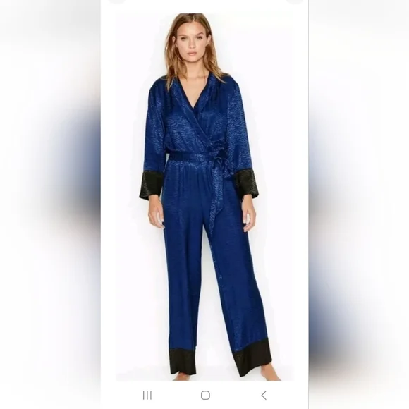 Victoria's Secret Blue Satin Lounge Jumpsuit Womens Size Small Wide Leg Belted - Picture 1 of 7